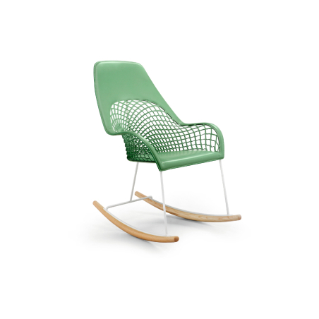 Silla Guapa DNA con base mecedora de madera, patas en metal y asiento en cuero color verde claro