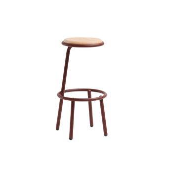 Taburete Less de la firma Midj con base de metal y asiento en madera de fresno