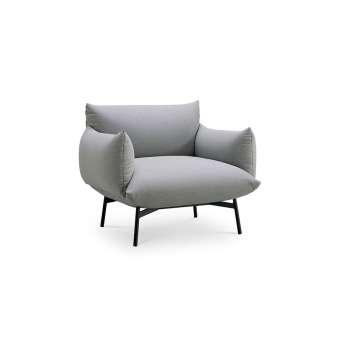 Sillón Area de Midj con pata metal negra y tapizado en tela gris clarito