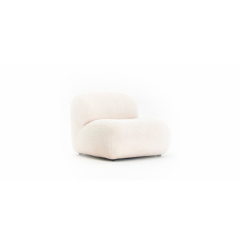 Sillón Zoe de la firma Joenfa con formas redondeadas y tapizado en tela boucle blanca