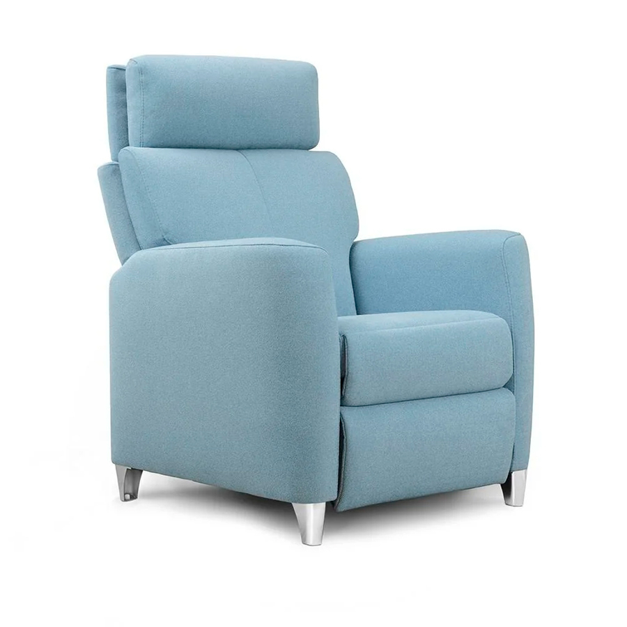 Sillón Capri de Tapicerías Navarro con patas metálicas plateadas