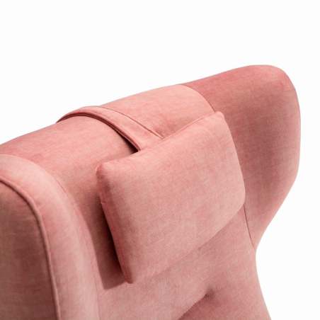 Detalle de la cabecerilla del sillón Lotus en color rosa