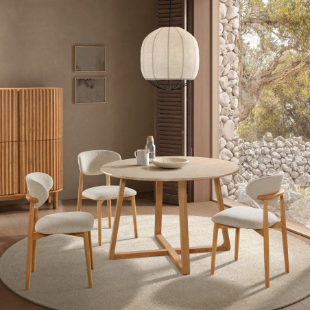 Ambiente comedor con mesa DT-400 y sillas DC-416
