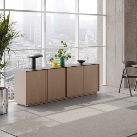 Aparador Madi 04 fabricado en chapa de madera natural con encimera porcelánica
