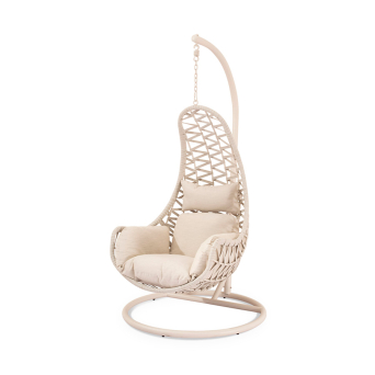 Sillón Constanza de Somcasa, para exterior, acabado beige