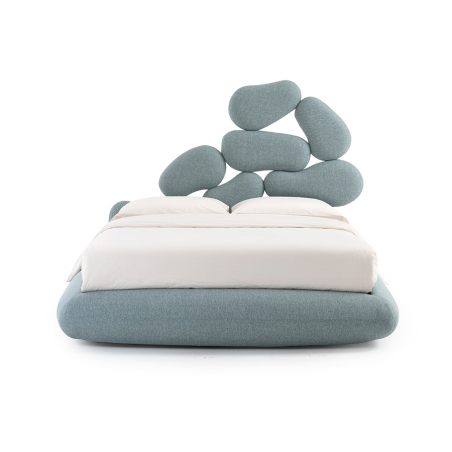 Cama Stones