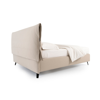 Cama Seven