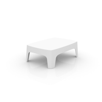 Mesa baja Solid de polipropileno, de la firma de diseño Vondom 2
