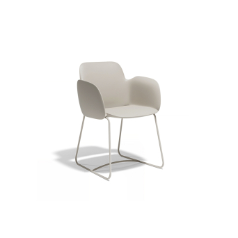 Silla Pezzettina de polietileno, en acabado beige y patas de acero inoxidable, de Vondom
