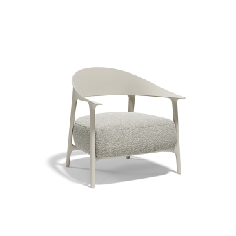Butaca África de polipropileno y asiento tapizado, de la firma de diseño Vondom