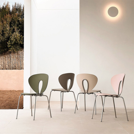 Silla Globus exterior de Stua de acero inoxidable y asiento de polipropileno colores disponibles vista trasera y lateral