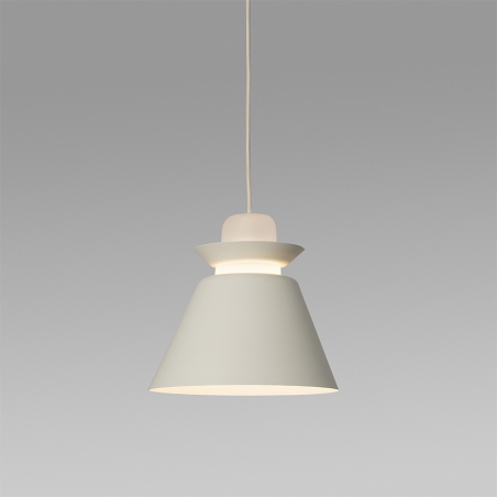 Detalle de la pantalla de cerámica de la Lámpara colgante Naos 233 de Faro Barcelona, acabado beige