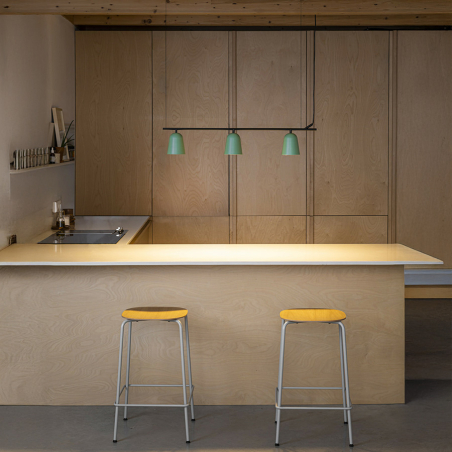 Vista en ambiente de cocina de la Lámpara colgante Studio de Faro Barcelona