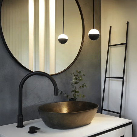 Lámpara colgante Alfi en lavabo, acabado negro mate, de Estiluz
