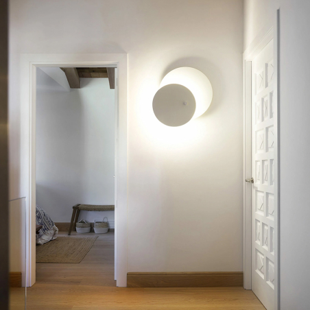 Vista en ambiente del Aplique de pared Eclipsi de Estiluz