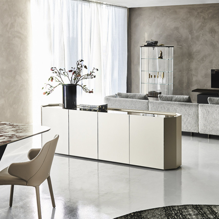 Vista en ambiente de salón del Aparador Chelsea de Cattelan Italia