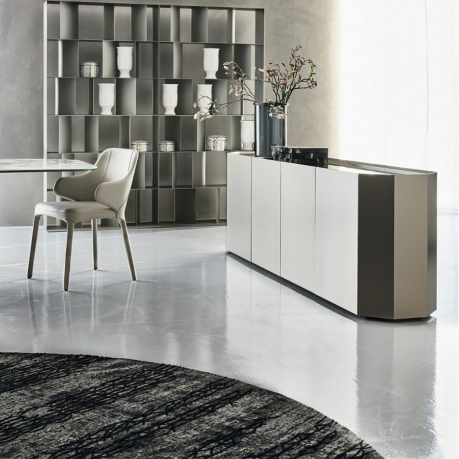 Vista lateral en salón del Aparador Chelsea de Cattelan Italia