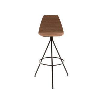 Taburete Sila de Sovet, fabricado en madera y acabado nogal canaletto