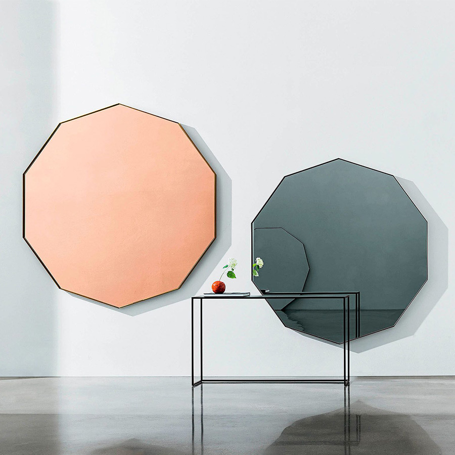 Acabados cristal rosa y cristal ahumado del Espejo Visual decagonal de Sovet