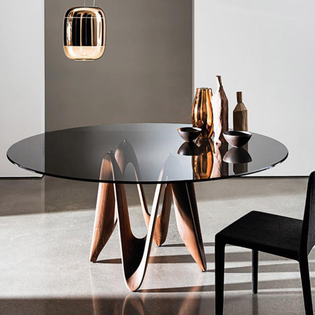 Mesa Lamba 1 apoyo de la firma de diseño Sovet Italia, con cristal ahumado y base madera de Nogal