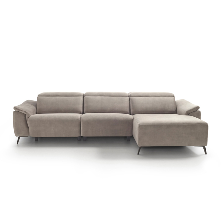 Vista frontal del Chaiselongue relax Tucan de Reyes Ordóñez