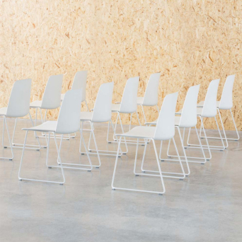 Silla Unnia de Inclass, con carcasa de polipropileno 2