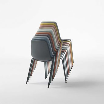 Silla Varya 4 patas de polipropileno, de Inclass 2