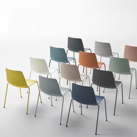 Silla Varya 4 patas de Inclass, de polipropileno en diferentes acabados