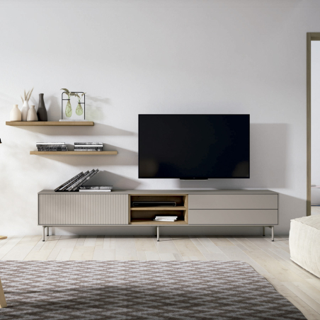 Salón Individual 07 de la firma Lan Mobel, con mueble tv y dos baldas de pared