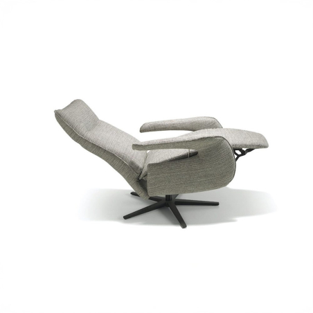Sillón Margot en acabado gris reclinable.