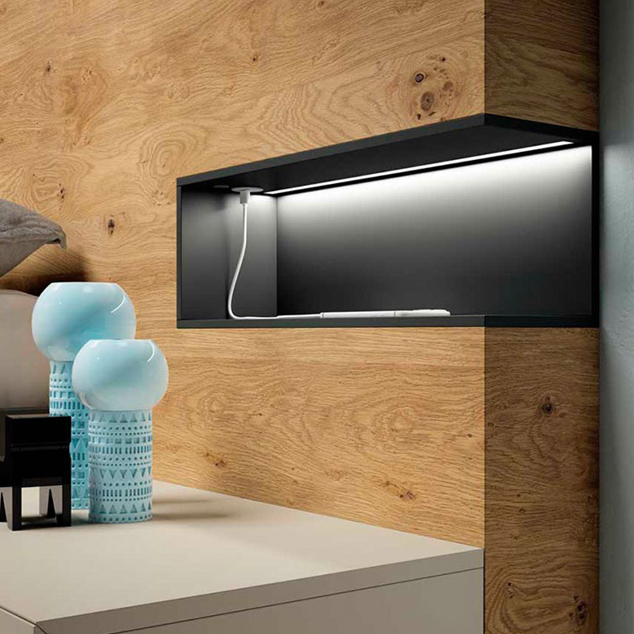 Detalle de la iluminación led del cabecero  del Dormitorio Creta 01 de BoCubi