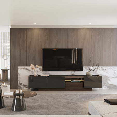 Mueble de TV Vollmer compuesto por tres puertas batientes, un cajón y un hueco diáfano