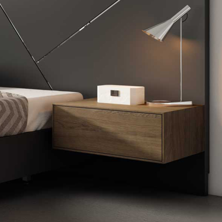 Mesita de noche Cube de BoCubi, fabricada en chapa de madera natural