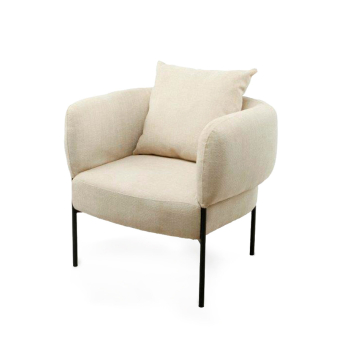 Butaca Agadir de Somcasa, tapizada tango beige y patas metálicas