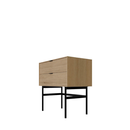 Mesita alta Tulsa de Somcasa, con dos cajones, fabricada con estructura de chapa de roble y cajón en madera maciza de roble