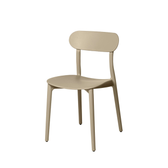 Silla Greta de Somcasa en blanco y posición escorzada. 2