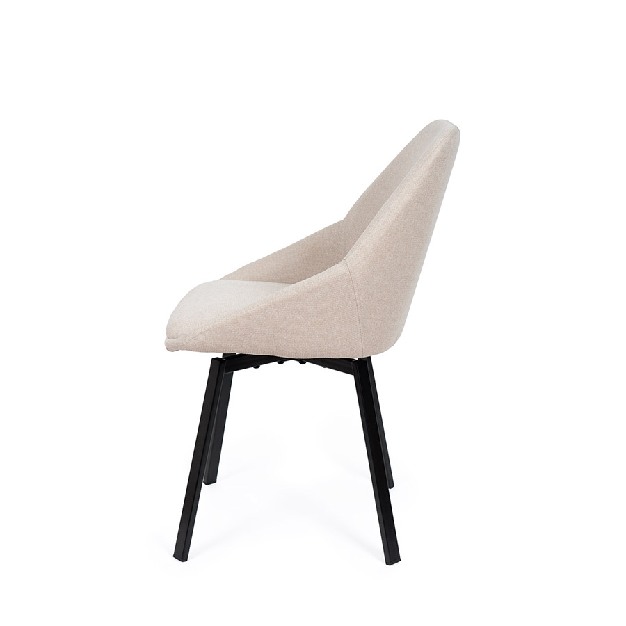Silla Amelie de Somcasa en acabado beige y vista lateral.