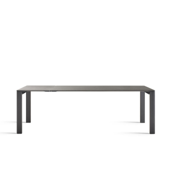 Mesa ext. Sendo, de la firma Treku, acabado Kai Black