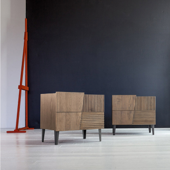 Mesita de noche Design, de Devina Nais, en madera maciza 2