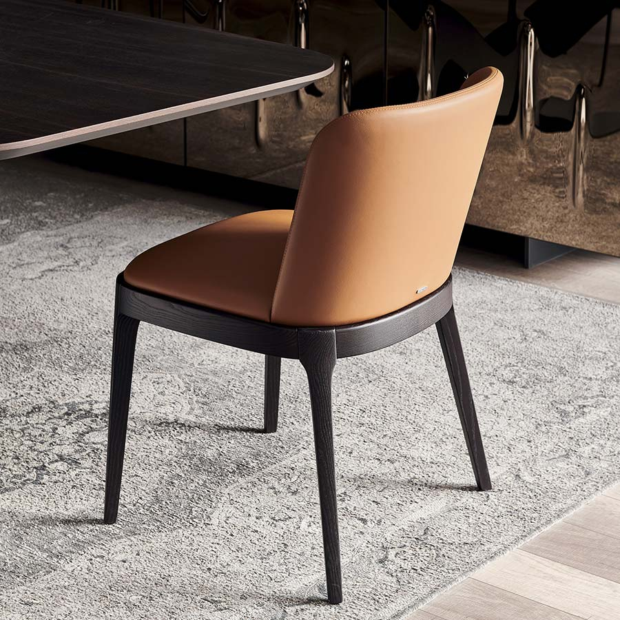 Detalle del respaldo de la Silla Magda de Cattelan Italia
