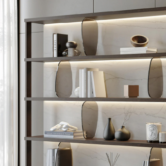 Estantería Colline de Evanyrouse, con estructura de madera, trasera porcelánica y separadores de cristal 2