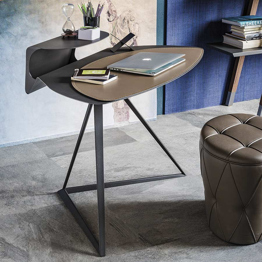 Escritorio Storm de Cattelan Italia, acabado estructura gofrado grafito