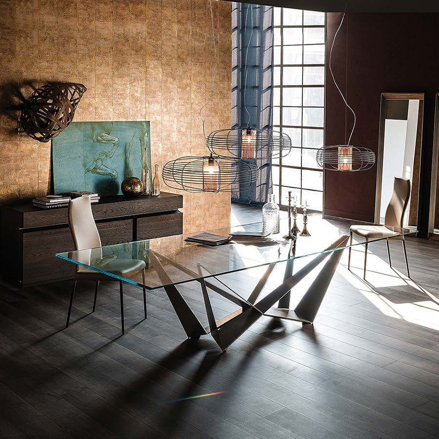 Mesa Skorpio de Cattelan Italia integrada en ambiente de salón con decoración