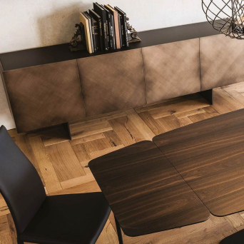 Aparador Arizona de Cattelan Italia, fabricado en Brushed Bronze 2