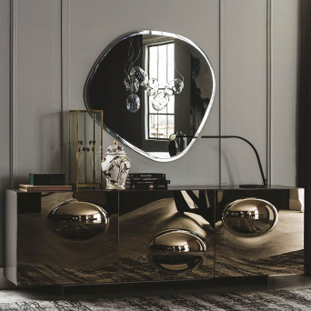 Aparador Paramount de Cattelan Italia, acabado estructura lacado moka brillo y cristal convexo reflejado bronce