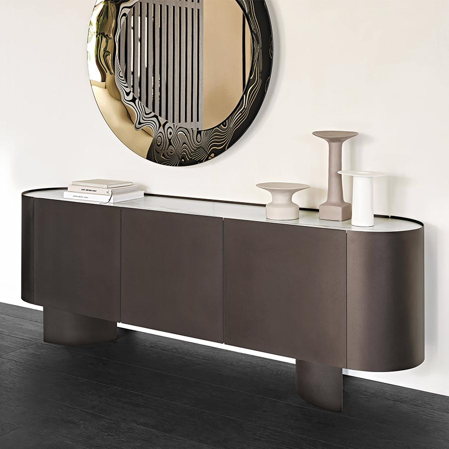 Aparador Savoy de Cattelan Italia con decoración