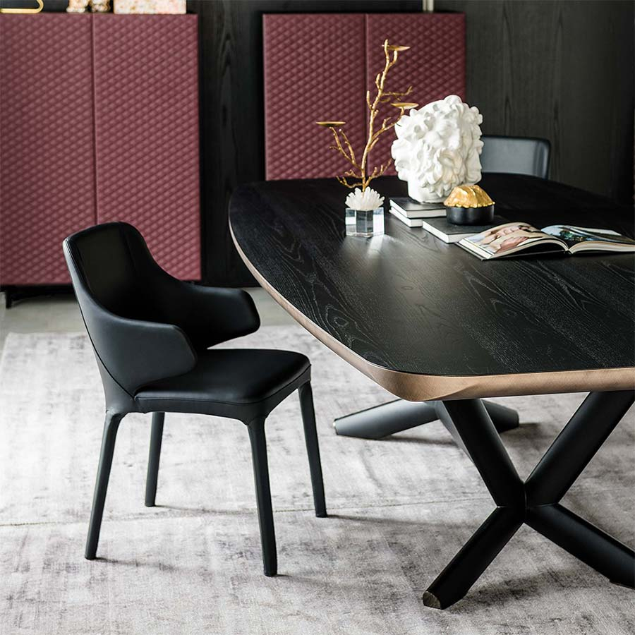 Vista detallada de la tapa en madera de roble ahumado de la Mesa Planer Wood de Cattelan Italia