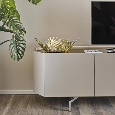 Mueble TV Chelsea de Cattelan Italia, con estructura de madera en lacado titanio y patas en acero cromado