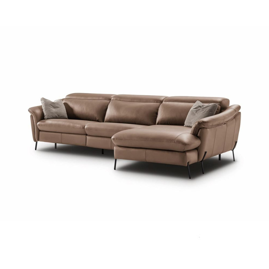 Chaiselongue relax Tessa de Pedro Ortiz tapizado en piel.