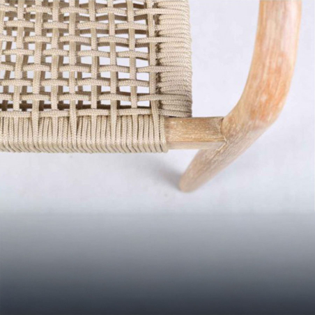 Detalle del asiento de cuerda sintética de la Silla Javiro de Crisal Decoración